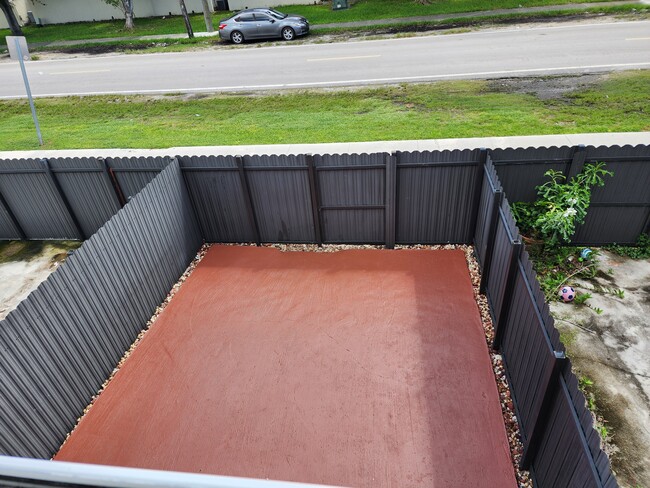 Building Photo - 8561 SW 109th Ave