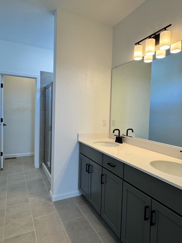 Building Photo - 5963 Sawdust Dr