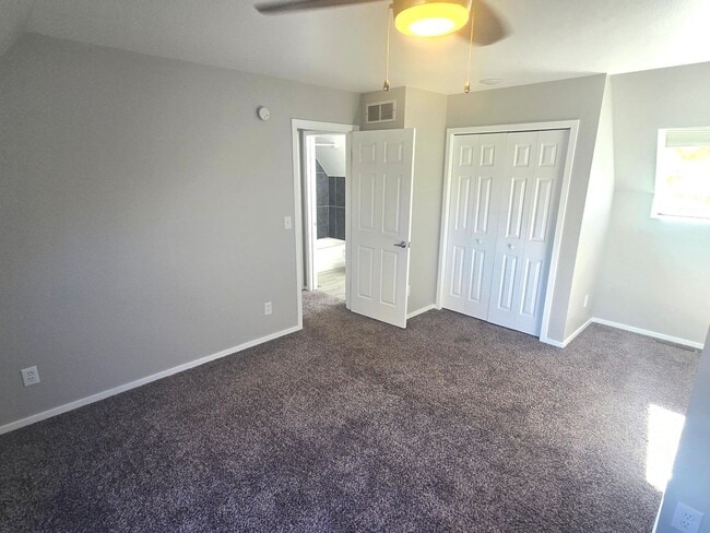 Building Photo - 3-bedroom, 2.5 bathroom home across the street from Twin Lakes