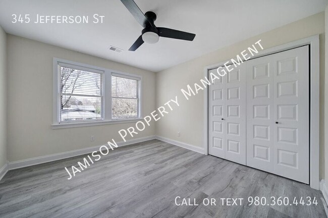 Building Photo - 345 Jefferson St