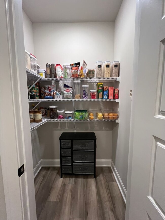 Building Photo - Available July 1, 2026!