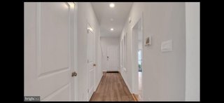 Building Photo - 10 Whaler Dr