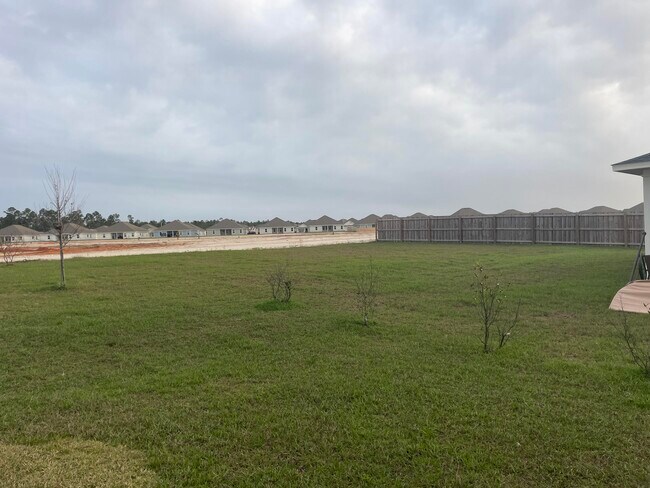 Building Photo - 6217 Redberry Dr