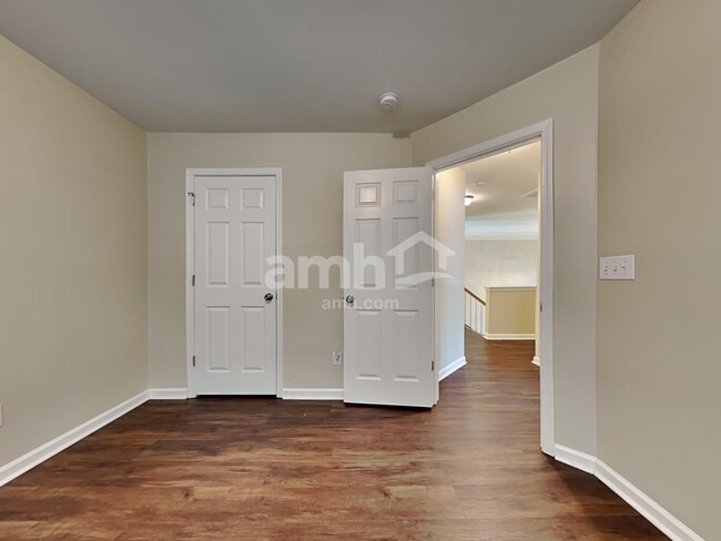 Building Photo - 14127 Hiawatha Ct