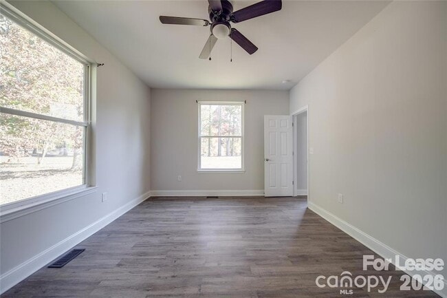 Building Photo - 112 Rockwell Ct