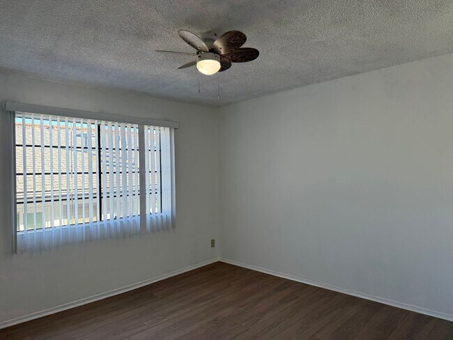 Building Photo - 3228 Honolulu Ave