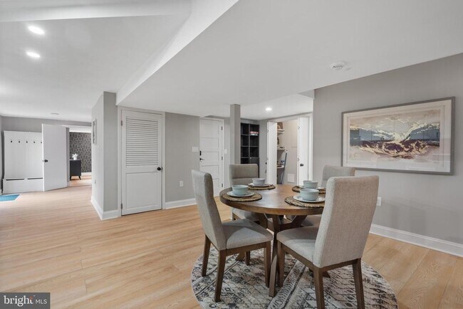 Primary Photo - 1329 Colvin Forest Dr