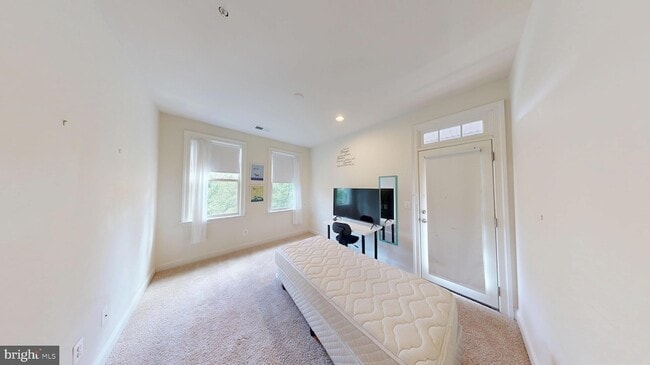 Building Photo - 3041 Moore Ln