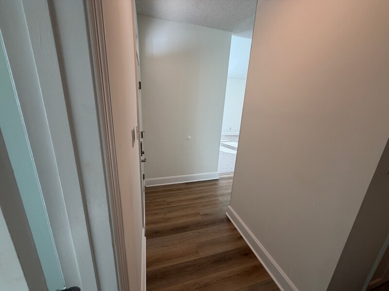Building Photo - 105 Wynfield Ct