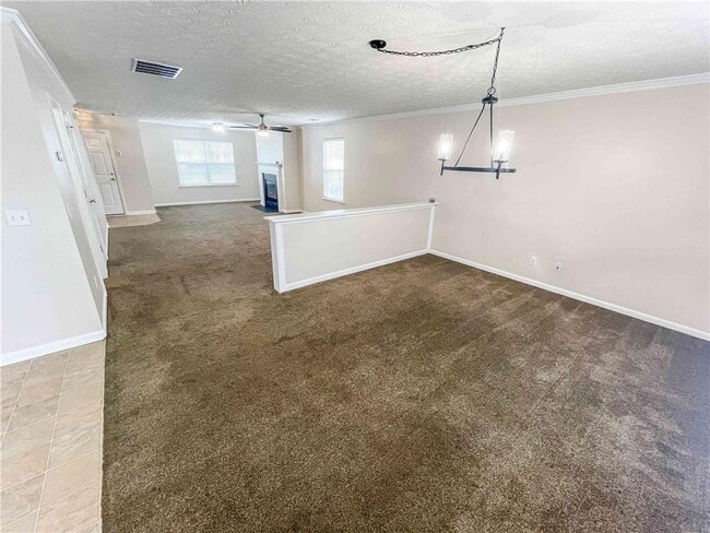 Building Photo - 6205 Tree Ridge Dr N W