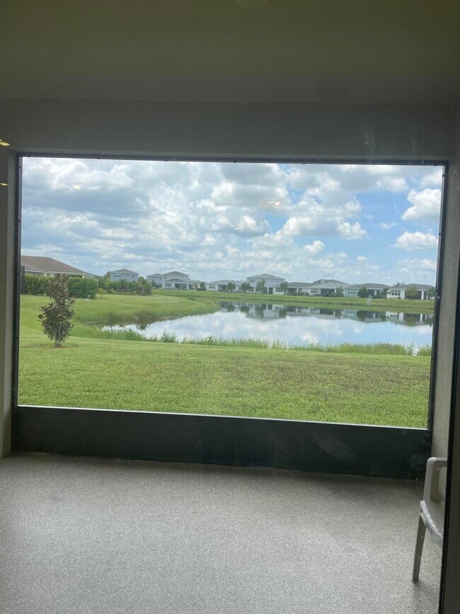 Building Photo - 12432 Arabella Dr