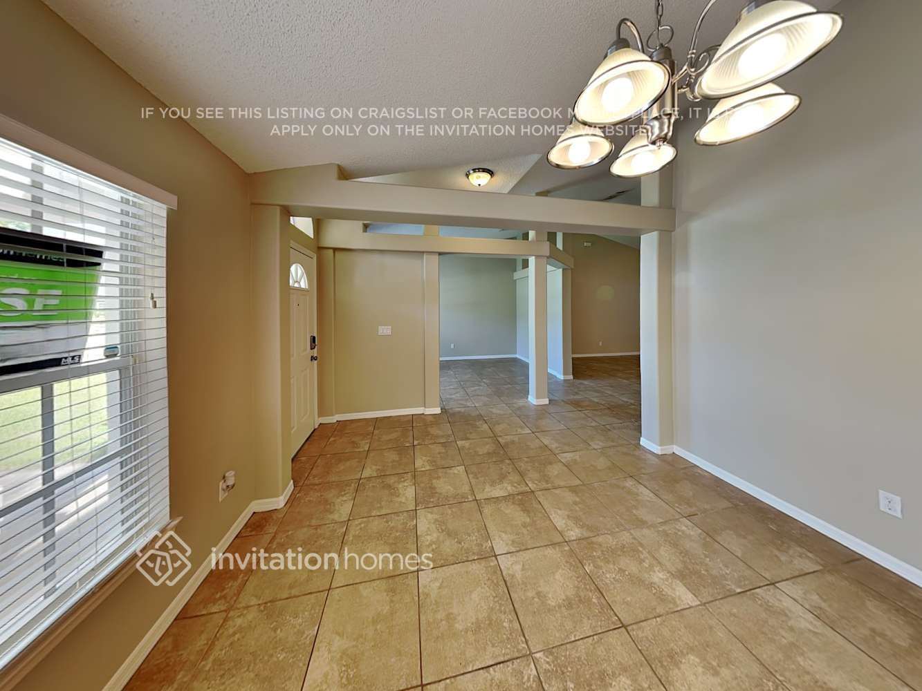 Building Photo - 4216 King Edward Dr