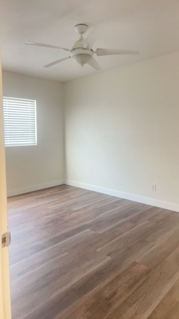 Building Photo - 1356 Bobolink Dr