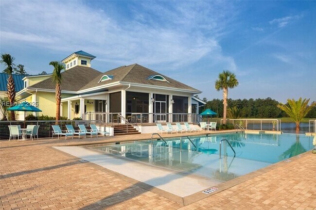 Building Photo - 652 Ocean Hammock Lp