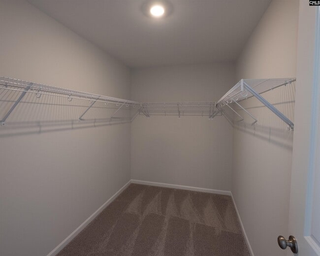 Building Photo - 815 N Desert Orch Ln