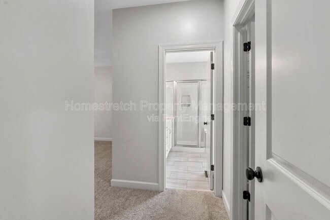 Building Photo - 31873 Tea Olive Dr