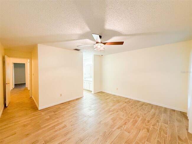 Building Photo - 10319 Matchlock Dr