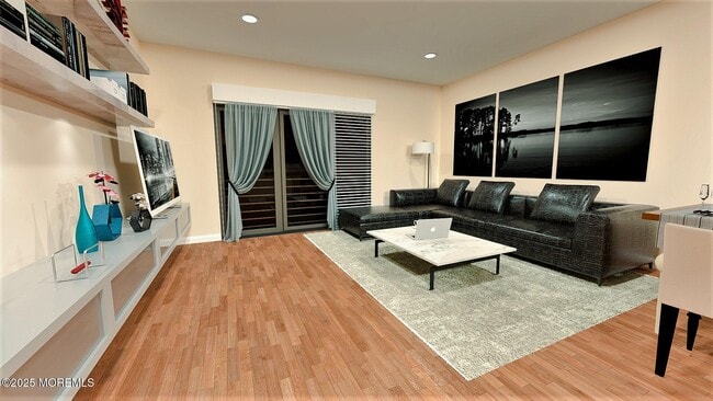 Building Photo - 700 Bangs Ave