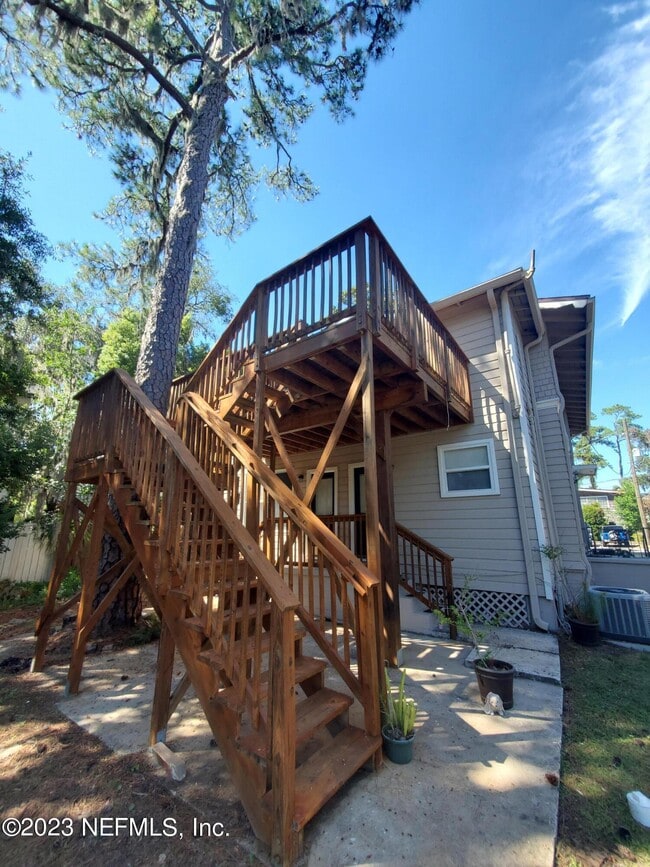 Building Photo - 3218 Herschel St