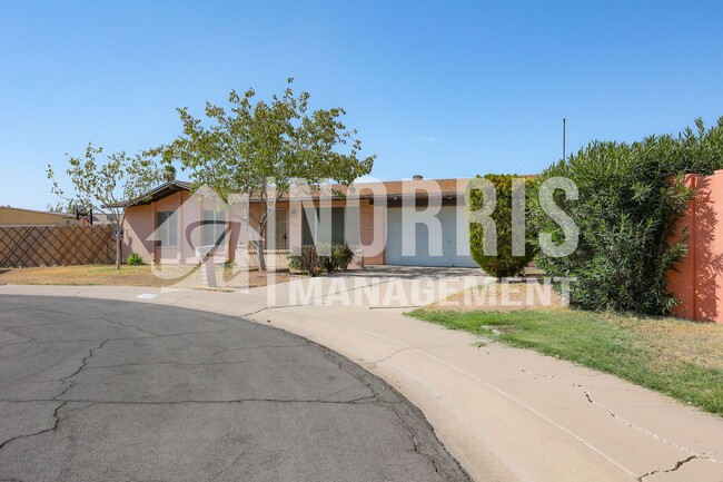 Primary Photo - Great Home, NO HOA, Perfect Location!