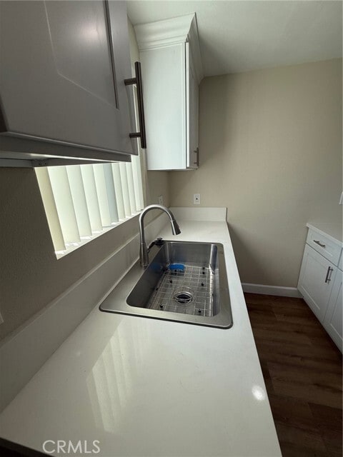 Building Photo - 735 N Bush St