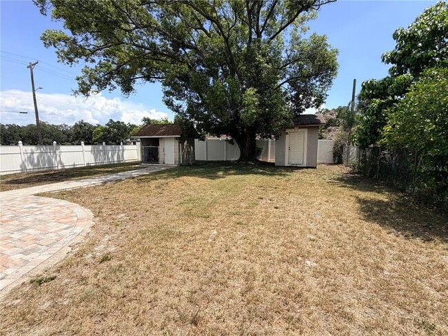 Building Photo - 702 W Peninsular St