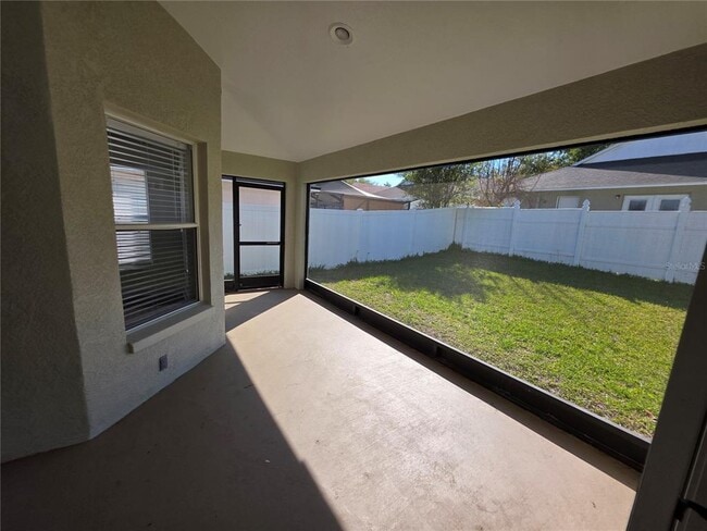 Building Photo - 730 Straw Lake Dr