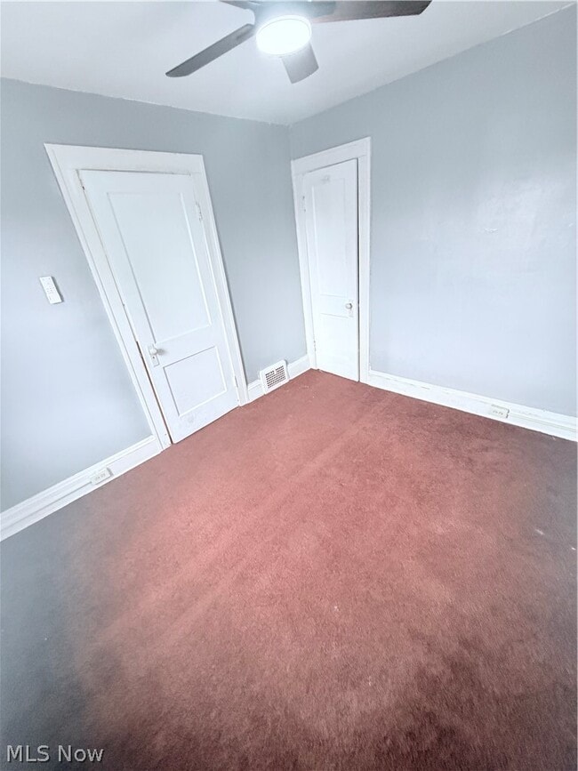 Building Photo - 14011 Glendale Ave