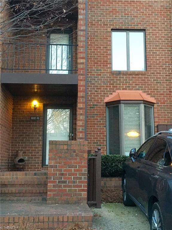 Building Photo - 102 Wafco Ln