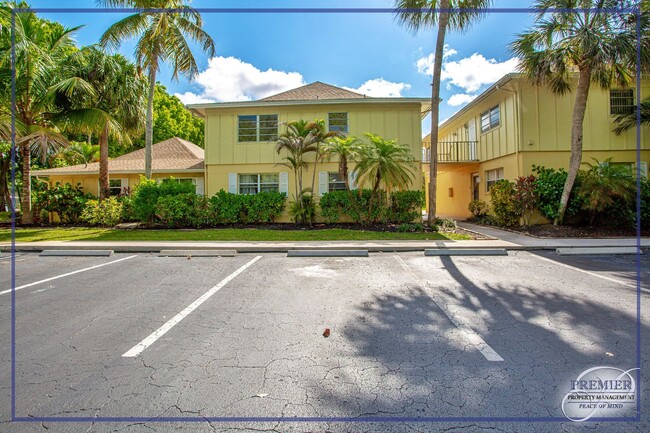 Building Photo - ***AMAZING LOCATION***NAPLES GET AWAY***CL...