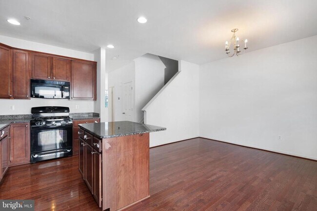 Building Photo - 8320 Stickley Ct