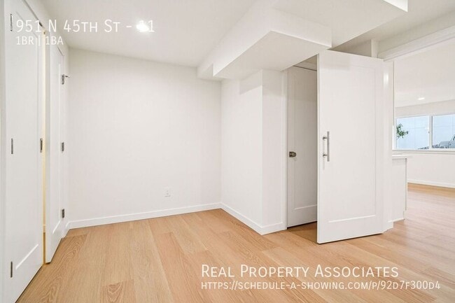 Building Photo - 951 N 45th St