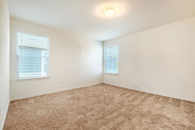 Building Photo - 4519 Gato Calico Dr