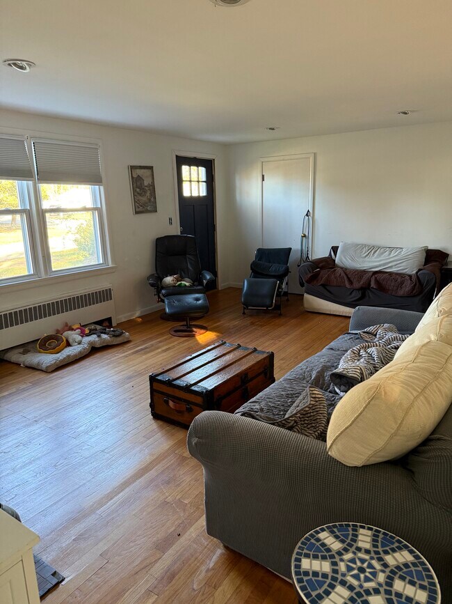 Building Photo - 32 Nipsah Rd