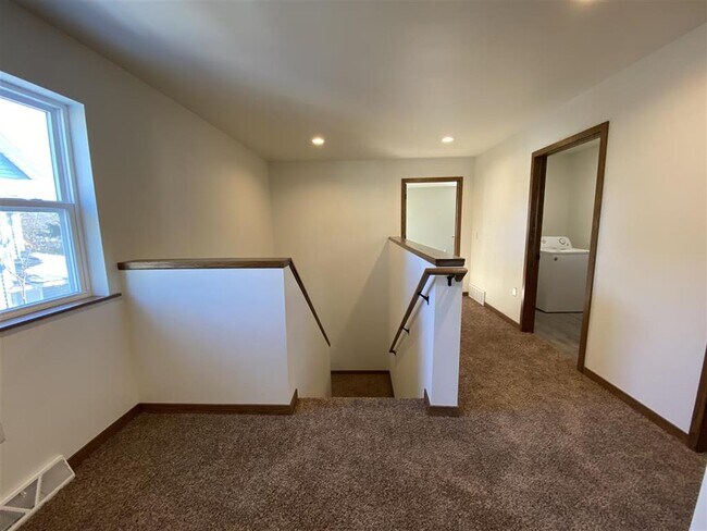 Building Photo - 2303 Main St