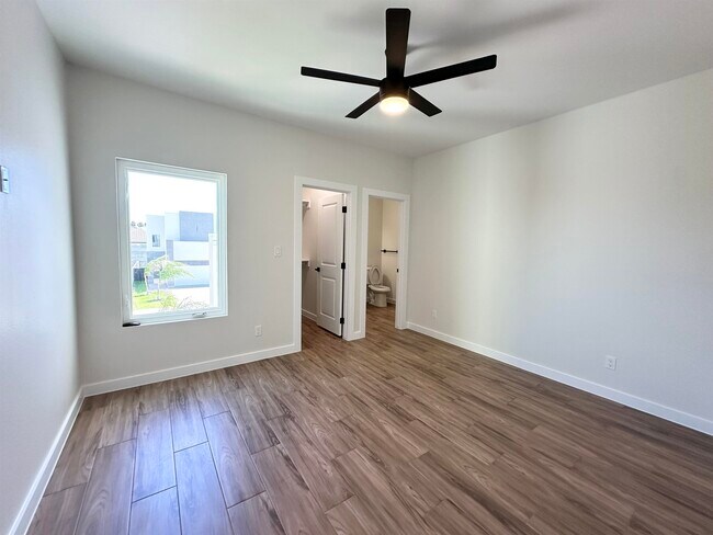 Building Photo - 7524 Cresta Bella Rd