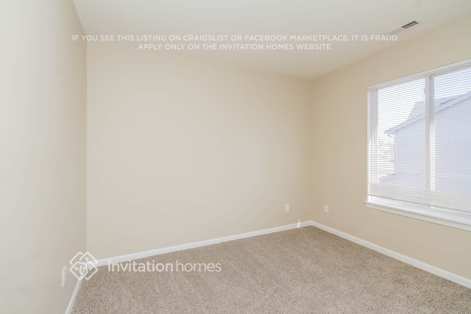 Building Photo - 353 Richmond Dr