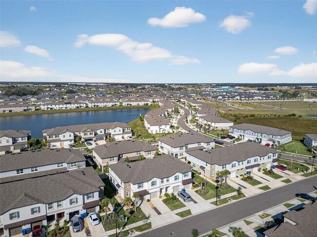 Building Photo - 10349 Trumpet Honeysuckle Wy