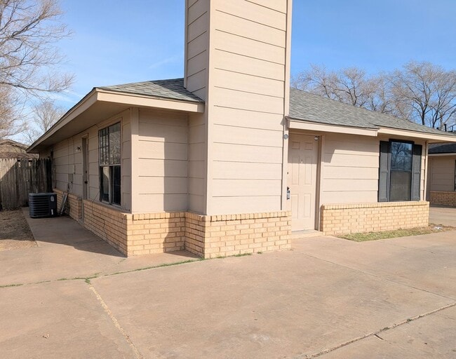 Building Photo - 6108 37th St