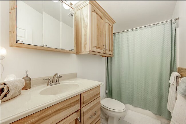 Building Photo - 7733 Victoria Cove Ct