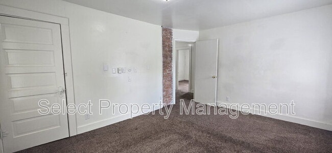 Building Photo - 1414 Oakland St
