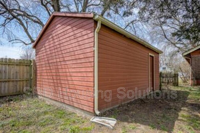 Building Photo - 1417 S Ralston Ave