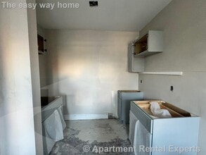 Building Photo - 4 Cogswell Ave