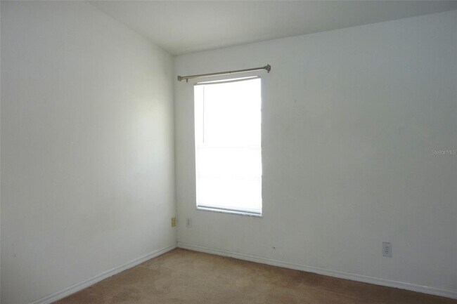 Building Photo - 25403 Saddlehorn Way