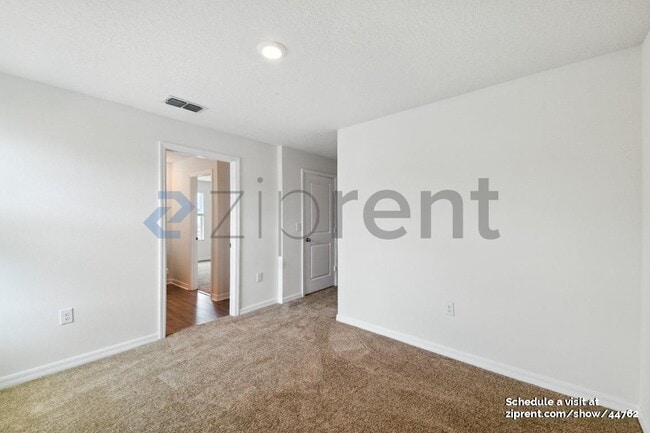Building Photo - 5309 New Friendship Pl