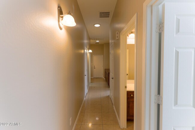Building Photo - 3433 W Languid Ln