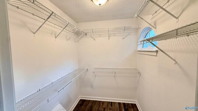 Building Photo - 12011 Bell Mountain Dr SW