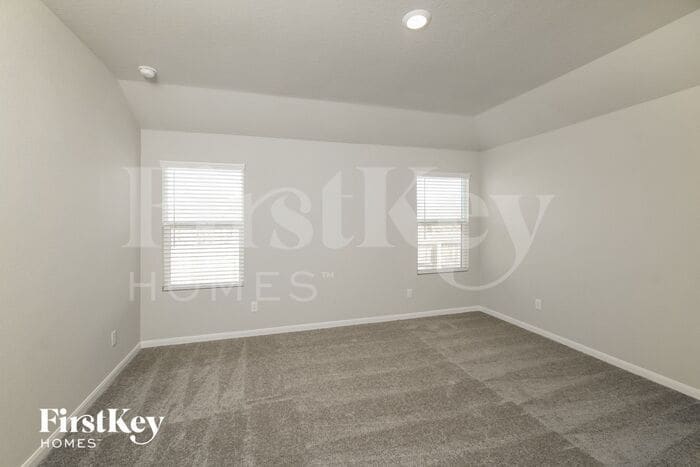 Building Photo - 6707 Hatchery Way