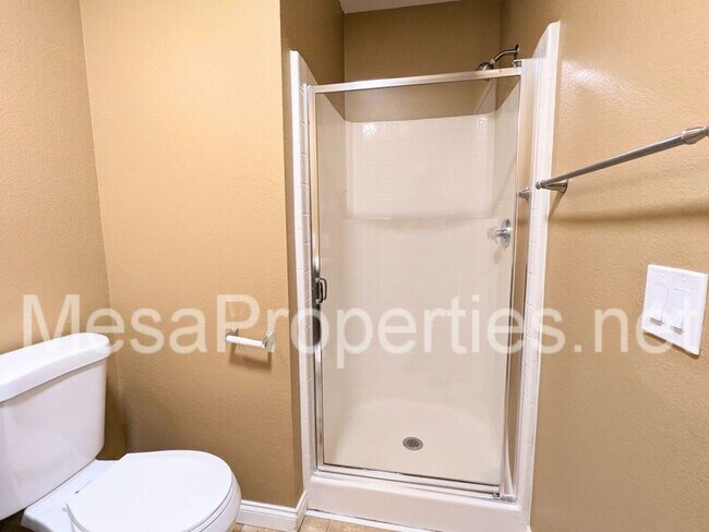 Building Photo - 14747 Amber Ct