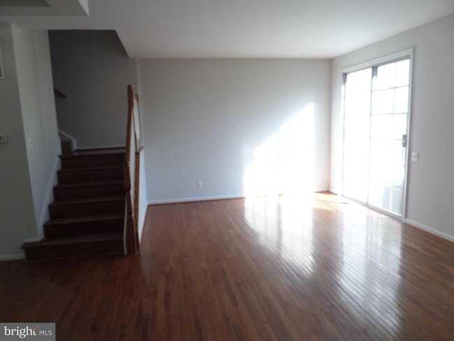Building Photo - 45788 Smoketree Terrace